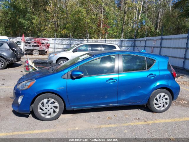 JTDKDTB38F1087106 Toyota Prius C Two