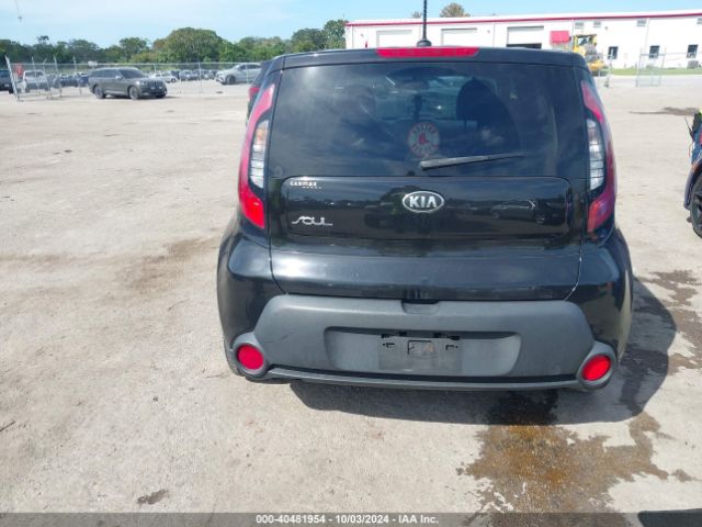KNDJN2A28F7805410 KIA Soul