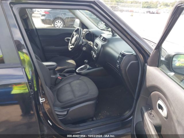 KNDJN2A28F7805410 KIA Soul