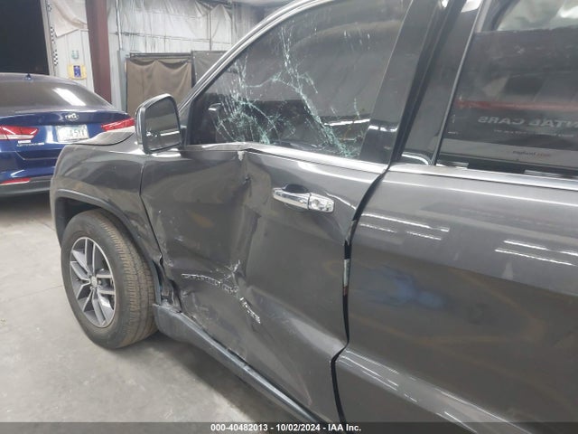 1C4RJEBG6HC635892 Jeep Grand Cherokee Limited 4x2