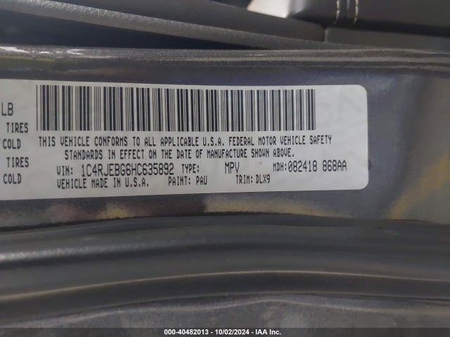 1C4RJEBG6HC635892 Jeep Grand Cherokee Limited 4x2