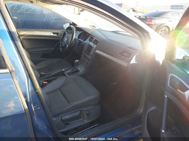 3VWCA7AU8FM507297 Volkswagen Golf Sportwagen Tdi S 4-door