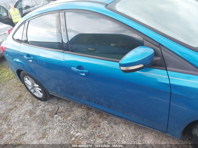 Ford FOCUS SE 2015 1FADP3F22FL292304 Image 13
