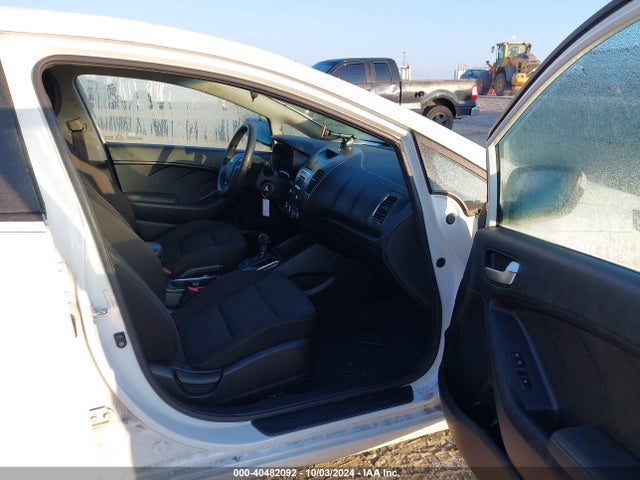 KIA FORTE LX 2017 3KPFK4A77HE065549 Image 5