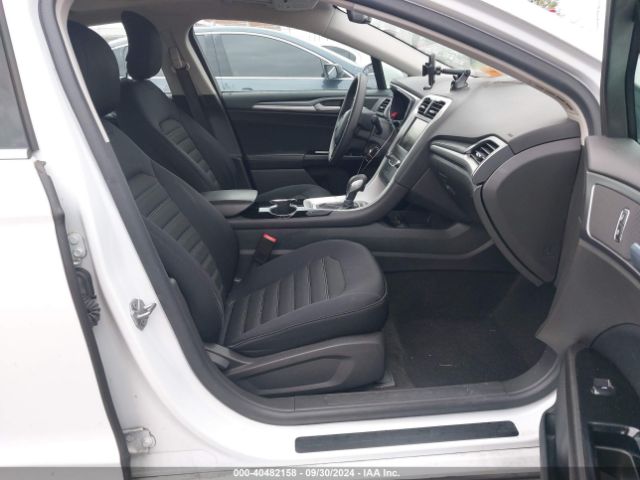 1FA6P0HD2E5369956 Ford FUSION SE