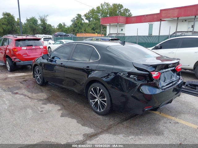 Toyota CAMRY SE 2020 4T1G11AKXLU964938 Image 3