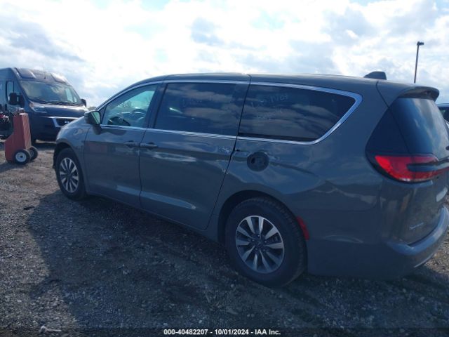 2C4RC1L78NR126679 Chrysler Pacifica Hybrid Touring L