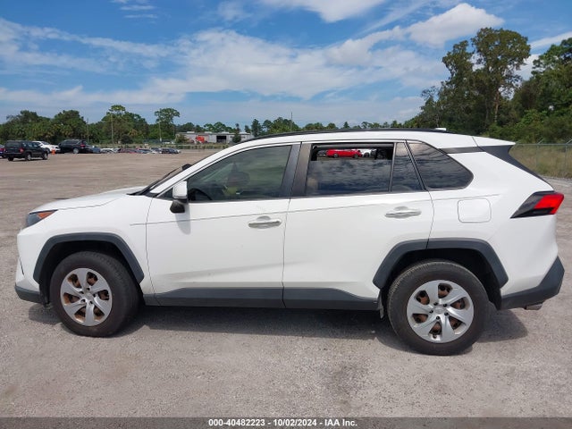 Toyota RAV4 LE 2019 JTMK1RFV1KD005586 Image 14