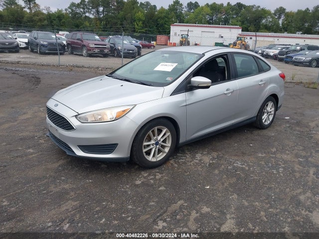 Ford FOCUS SE 2015 1FADP3F24FL376351 Image 2
