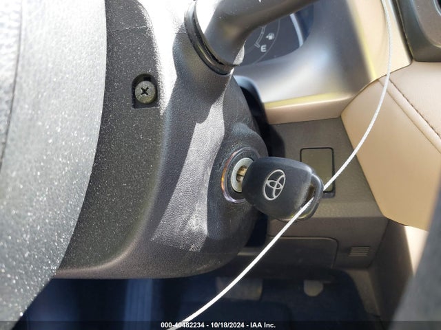 Toyota Rav4 Xle 2015 2T3WFREV6FW222919 Image 11