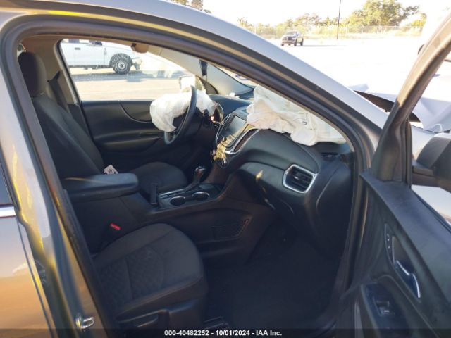 3GNAXJEV1JS550500 Chevrolet EQUINOX LT