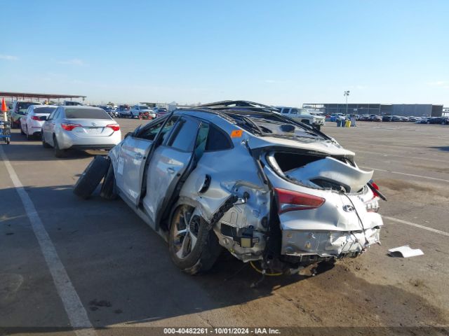 KM8J33A26JU639373 Hyundai Tucson Value