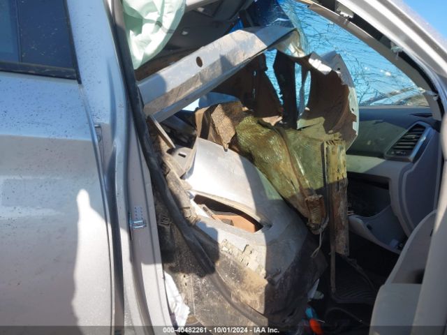 KM8J33A26JU639373 Hyundai Tucson Value