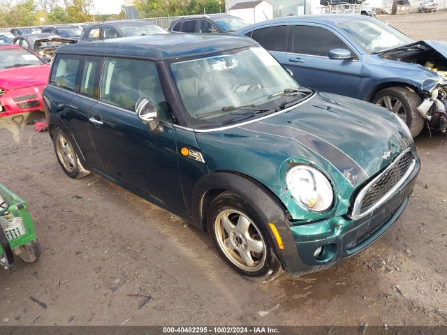 2010 MINI COOPER CLUBMAN WMWML3C54ATX51584 Photo 0