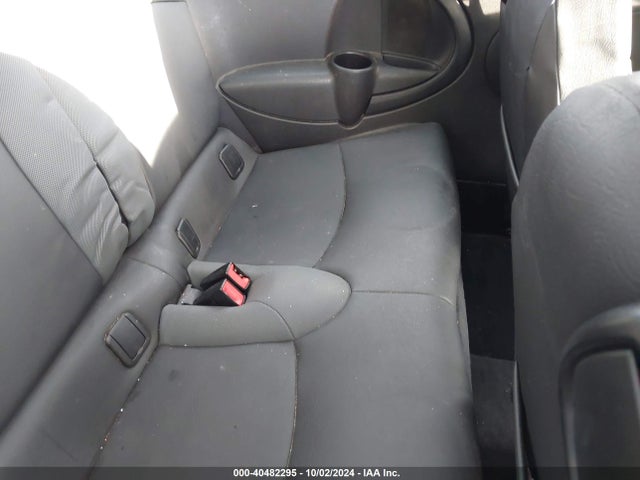 2010 MINI COOPER CLUBMAN WMWML3C54ATX51584 Photo 7