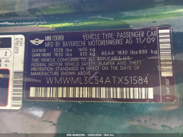 2010 MINI COOPER CLUBMAN WMWML3C54ATX51584 Photo 8