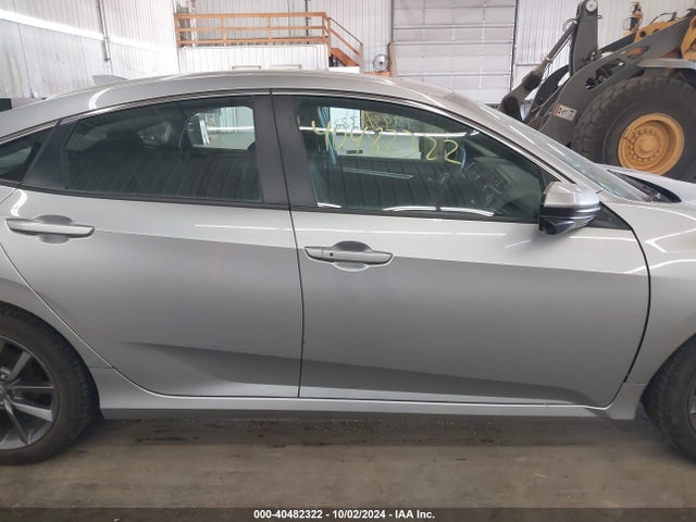 Honda CIVIC EX 2019 19XFC1F3XKE002695 Image 14