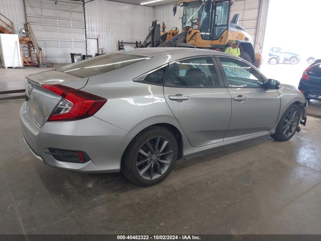 Honda CIVIC EX 2019 19XFC1F3XKE002695 Image 4