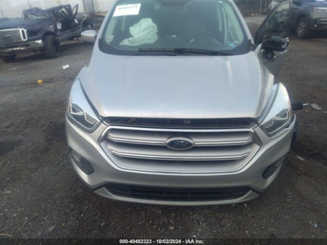 1FMCU9GD8HUD14672 Ford ESCAPE SE