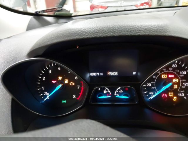 1FMCU0GD4HUB52969 Ford ESCAPE SE