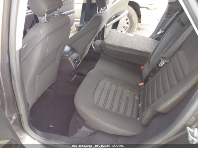 3FA6P0H78HR219443 Ford FUSION SE