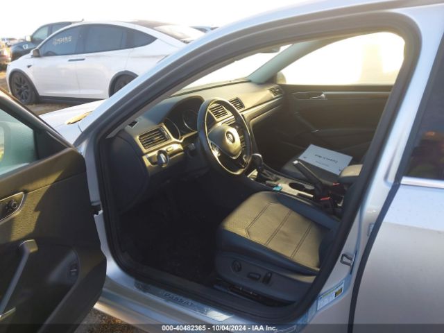 1VWGT7A34HC040712 Volkswagen Passat 1.8t Se