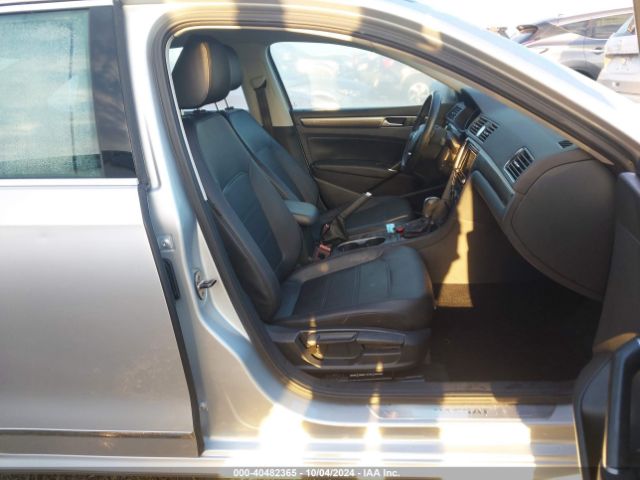 1VWGT7A34HC040712 Volkswagen Passat 1.8t Se