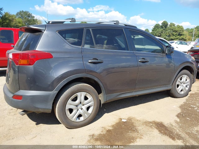 Toyota RAV4 LE 2014 JTMZFREV9EJ015502 Image 4