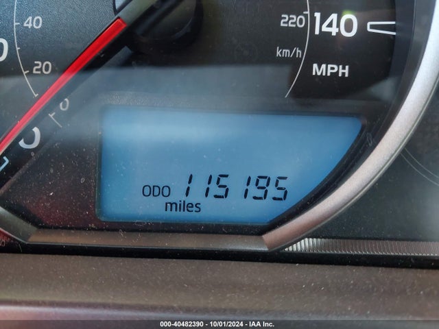 Toyota RAV4 LE 2014 JTMZFREV9EJ015502 Image 7