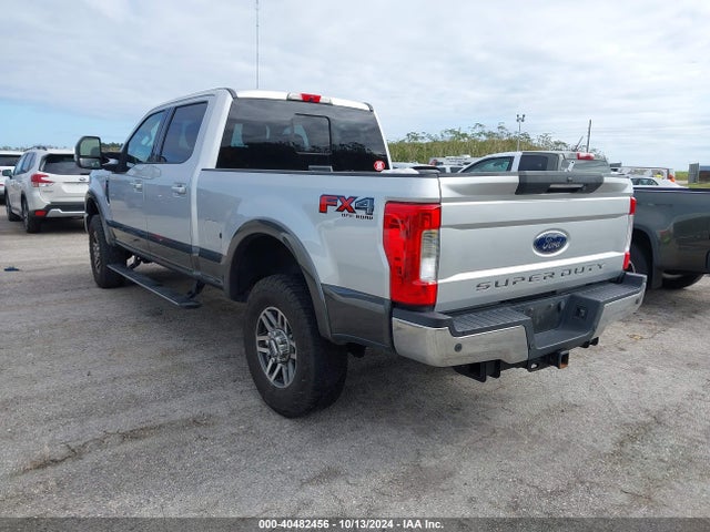 Ford F-250 Lariat 2018 1FT7W2B60JEB79624 Image 3