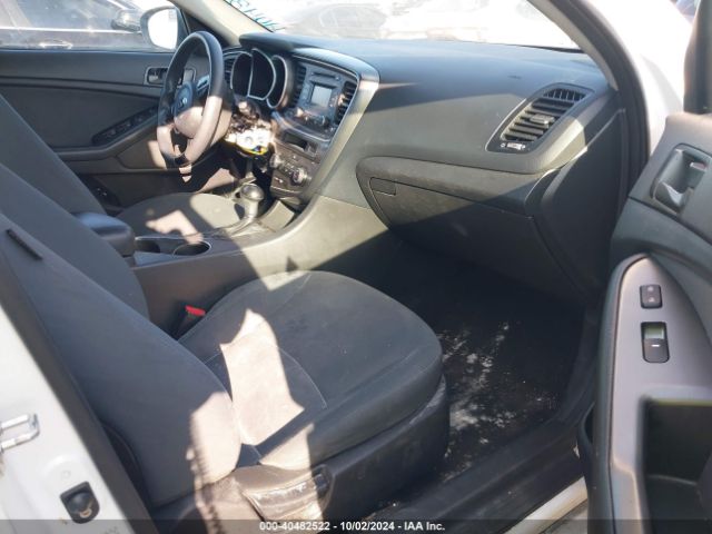 KNAGM4A74F5630442 KIA Optima Lx