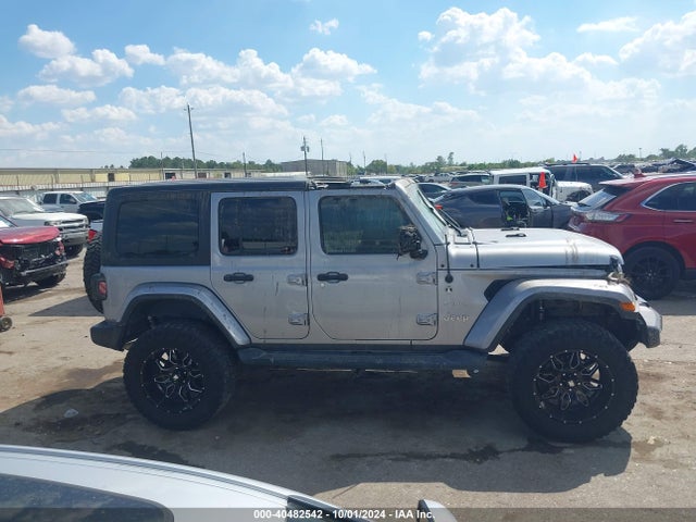 1C4HJXEN1LW267923 Jeep Wrangler Unlimited Sahara 4x4