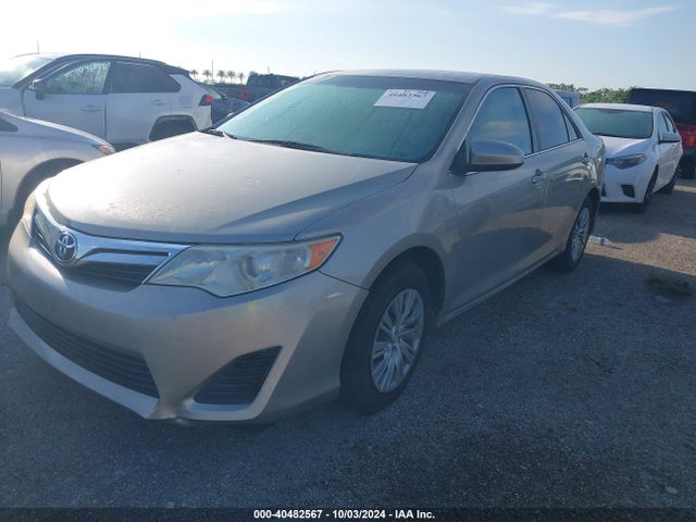 Toyota CAMRY LE 2014 4T1BF1FK8EU387401 Image 2