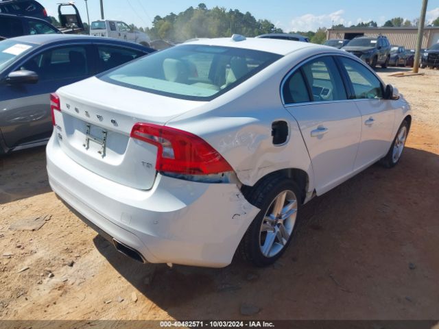 YV140MFK4F2366309 Volvo S60 T5 Premier