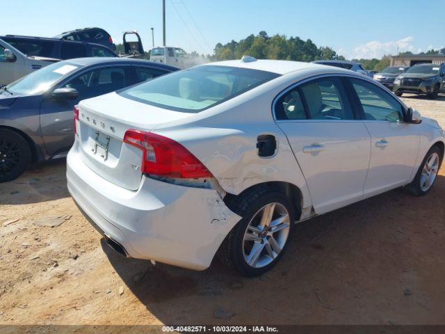 YV140MFK4F2366309 Volvo S60 T5 Premier