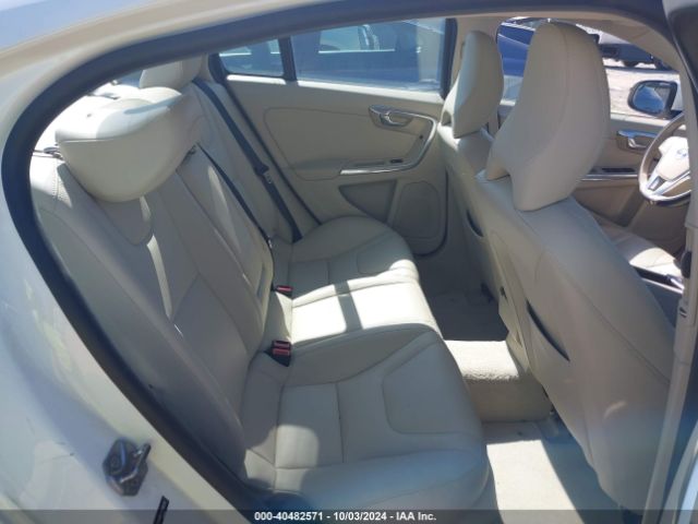 YV140MFK4F2366309 Volvo S60 T5 Premier