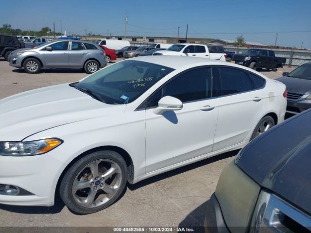 3FA6P0HD5FR205745 Ford FUSION SE