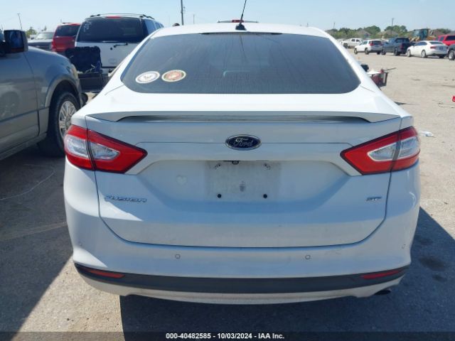 3FA6P0HD5FR205745 Ford FUSION SE