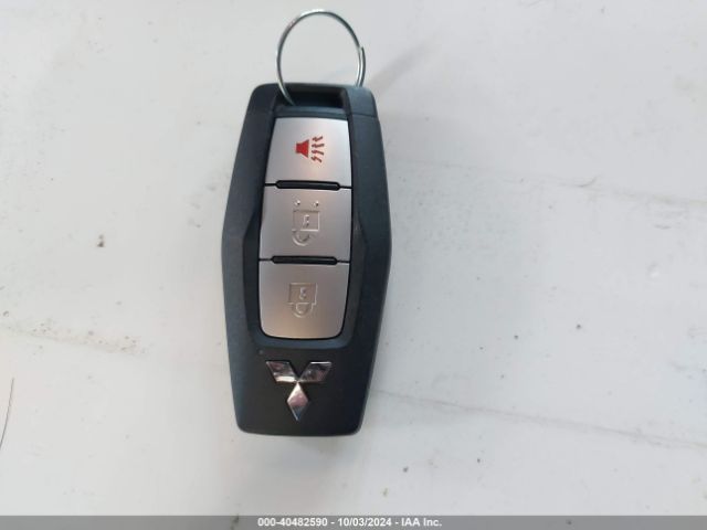 JA4J4TA84PZ046543 Mitsubishi Outlander Es 2.5