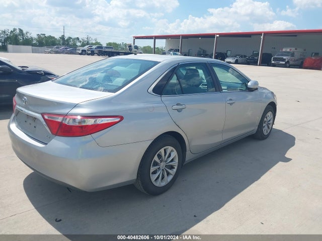 Toyota CAMRY LE 2017 4T1BF1FK1HU715472 Image 4