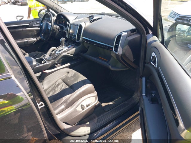 2013 PORSCHE CAYENNE WP1AF2A26DLA23364 Photo 4