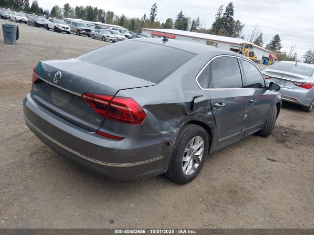 1VWAT7A31HC002859 Volkswagen Passat 1.8t S