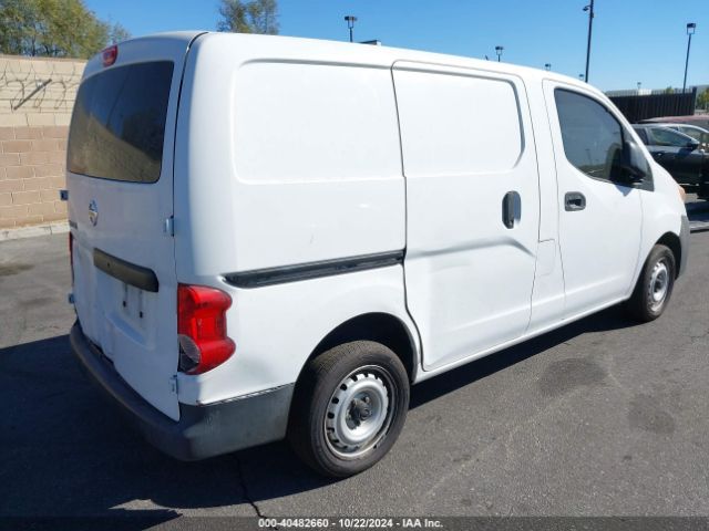 3N6CM0KN9HK700126 Nissan Nv200 S