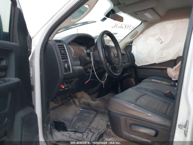1C6RR6FG8HS671282 RAM 1500 Tradesman  4x2 6'4 Box