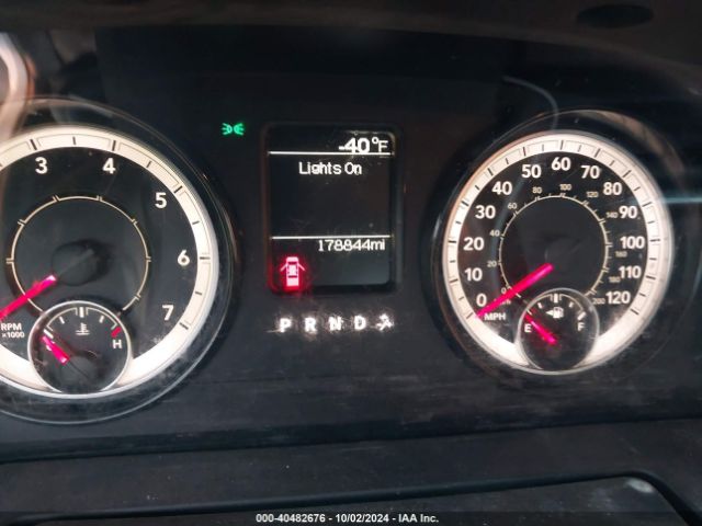 1C6RR6FG8HS671282 RAM 1500 Tradesman  4x2 6'4 Box