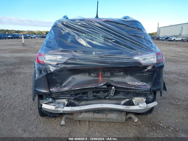 1C4PJMDS4FW659798 Jeep Cherokee Limited