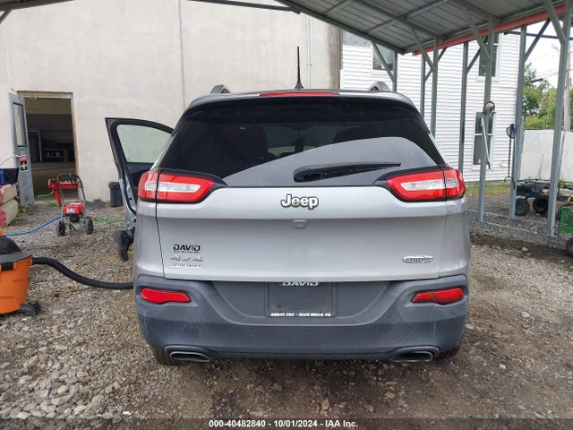 Jeep Cherokee Latitude 2015 1C4PJMCS1FW636352 Image 16