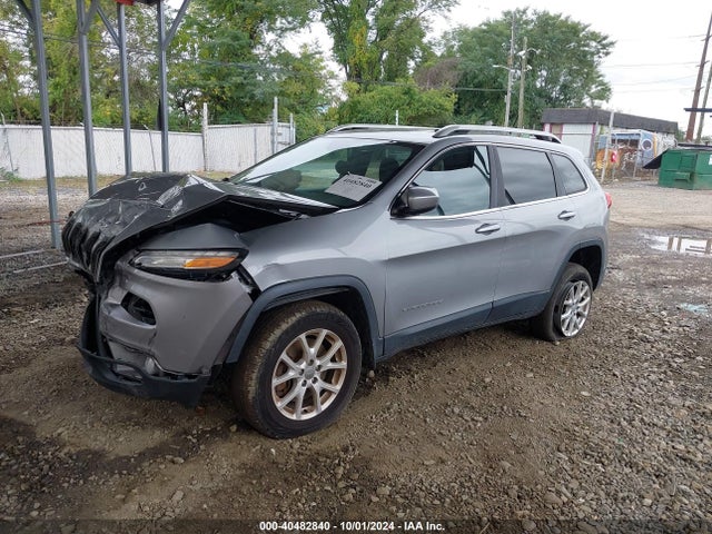 Jeep Cherokee Latitude 2015 1C4PJMCS1FW636352 Image 2