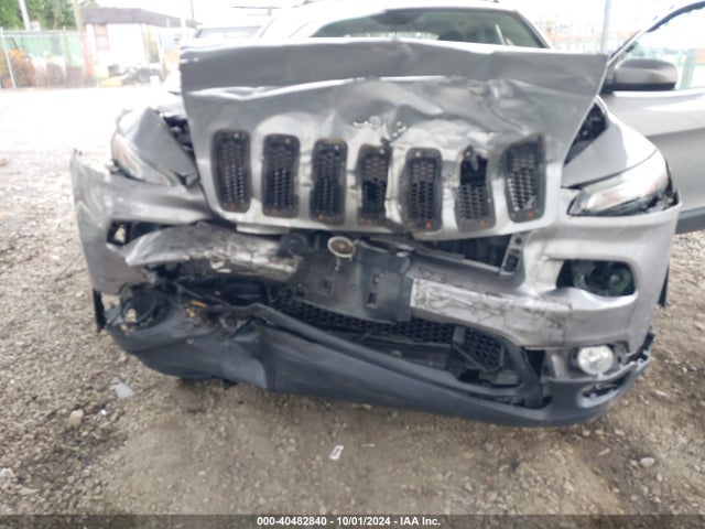 Jeep Cherokee Latitude 2015 1C4PJMCS1FW636352 Image 6