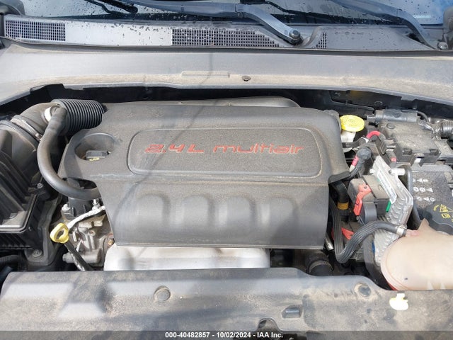 3C4NJCBB3JT407804 Jeep Compass Altitude Fwd
